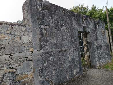 Ruinas del viejo templo de Berbes